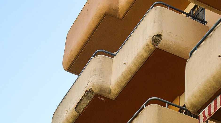 fachada-desprendimiento-carbonatcion-ite-edificio-00