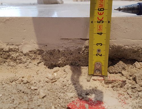 Informe pericial por defectos en solería de mármol y revestimiento de yeso